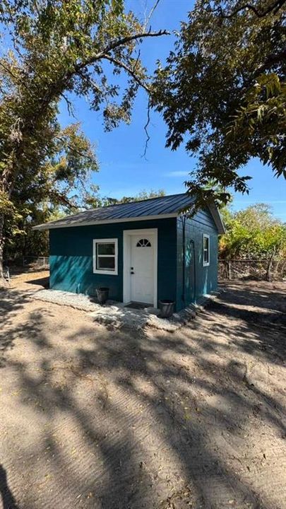 合同活跃: $345,000 (4 贝兹, 2 浴室, 1342 平方英尺)