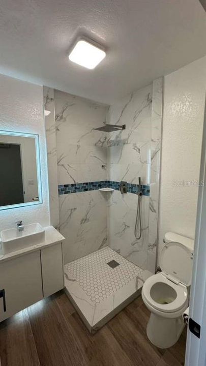 合同活跃: $345,000 (4 贝兹, 2 浴室, 1342 平方英尺)