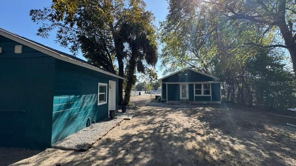 合同活跃: $345,000 (4 贝兹, 2 浴室, 1342 平方英尺)