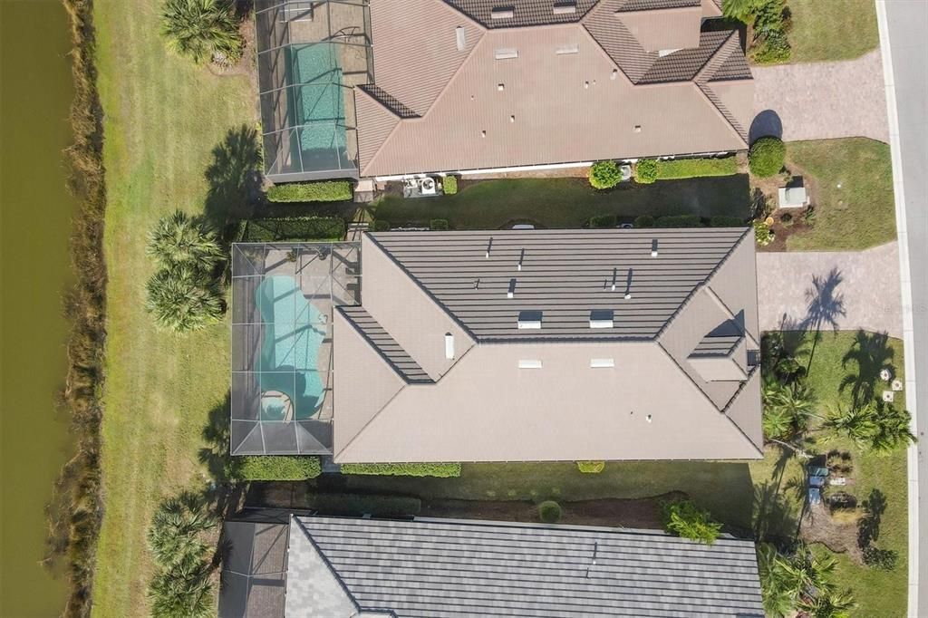 For Sale: $795,000 (2 beds, 2 baths, 1900 Square Feet)