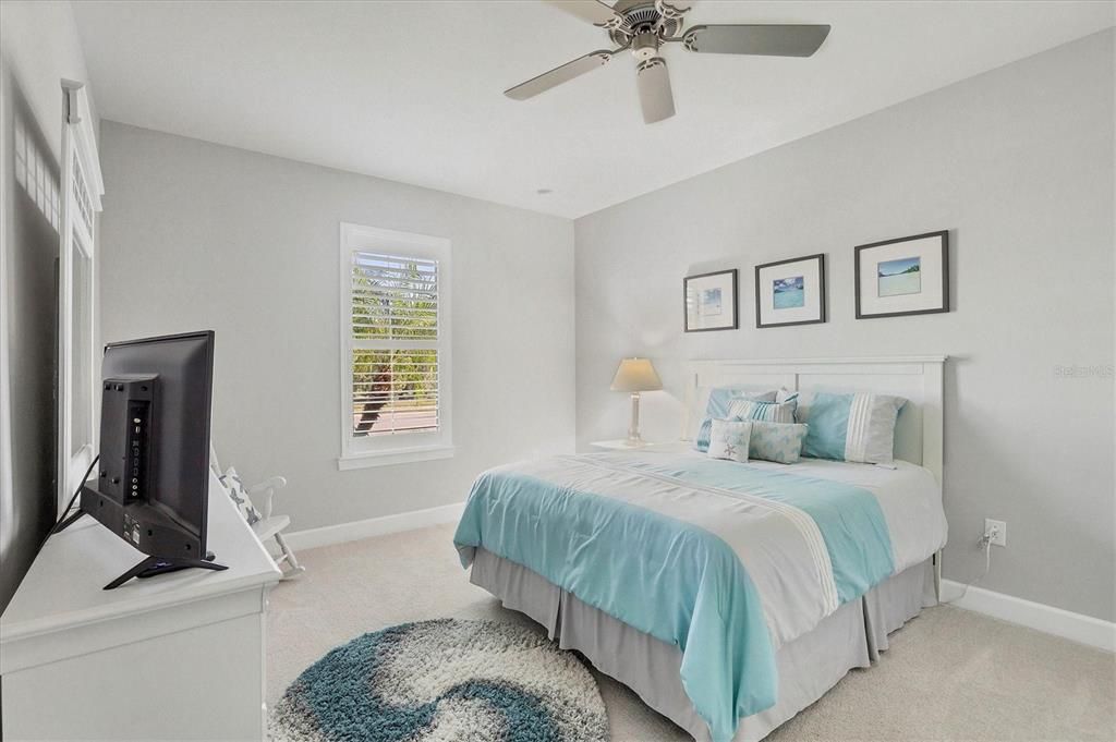 For Sale: $795,000 (2 beds, 2 baths, 1900 Square Feet)