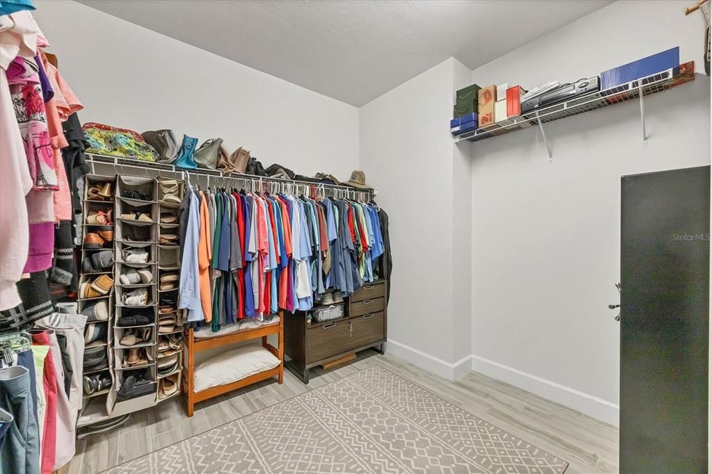 For Sale: $795,000 (2 beds, 2 baths, 1900 Square Feet)