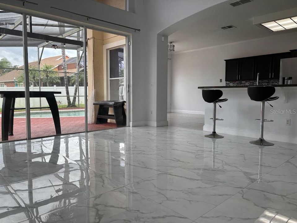 出租: $2,600 (4 贝兹, 2 浴室, 2877 平方英尺)