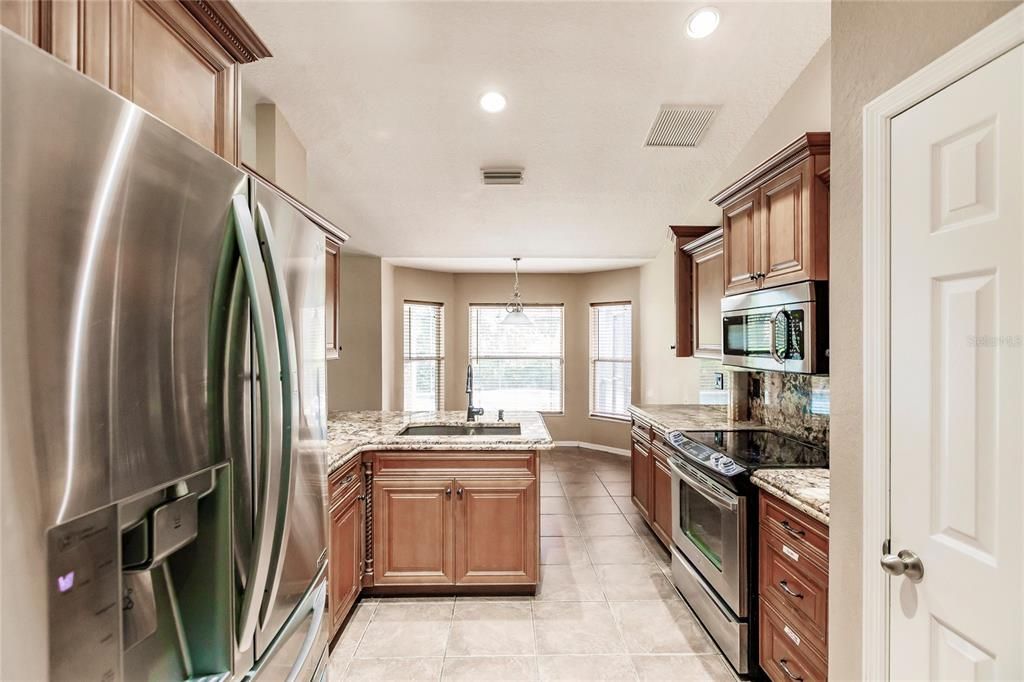 待售: $519,000 (4 贝兹, 2 浴室, 2247 平方英尺)