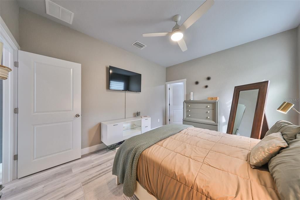 For Sale: $420,000 (3 beds, 2 baths, 1508 Square Feet)