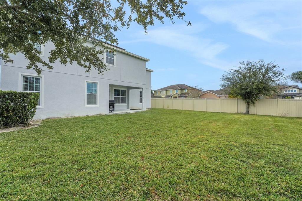 For Sale: $859,900 (6 beds, 3 baths, 3942 Square Feet)