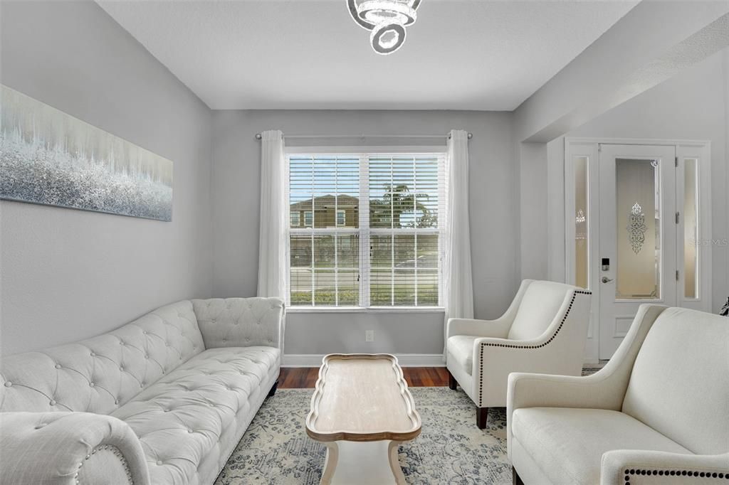 For Sale: $859,900 (6 beds, 3 baths, 3942 Square Feet)