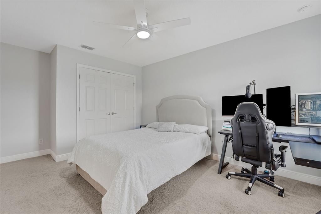 For Sale: $859,900 (6 beds, 3 baths, 3942 Square Feet)