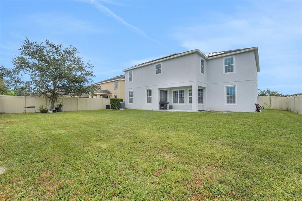 For Sale: $859,900 (6 beds, 3 baths, 3942 Square Feet)