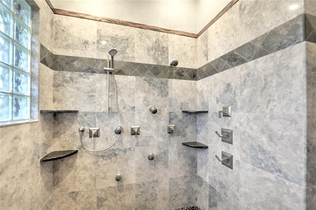 For Sale: $1,299,900 (4 beds, 4 baths, 3708 Square Feet)