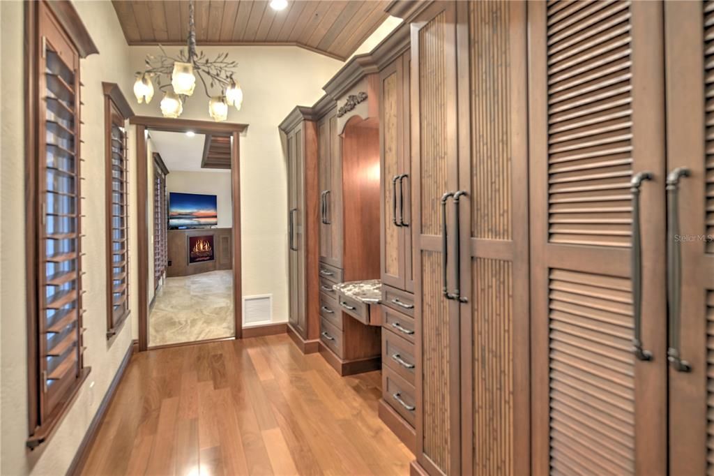 For Sale: $1,299,900 (4 beds, 4 baths, 3708 Square Feet)