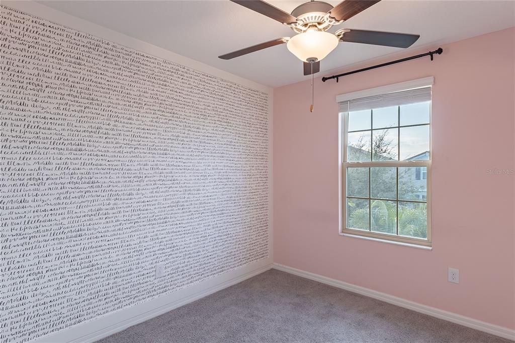 For Rent: $2,250 (4 beds, 2 baths, 1914 Square Feet)