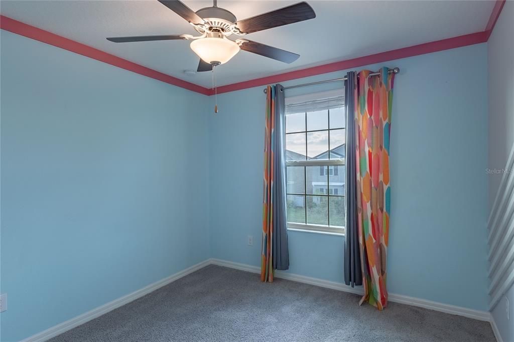 For Rent: $2,250 (4 beds, 2 baths, 1914 Square Feet)