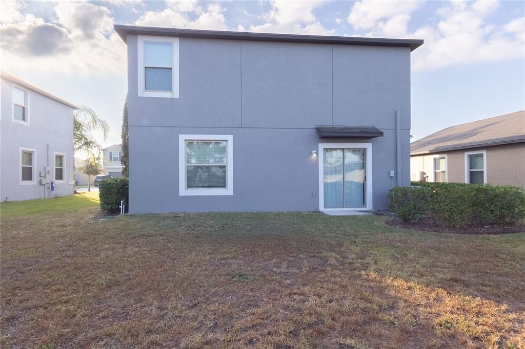 For Rent: $2,250 (4 beds, 2 baths, 1914 Square Feet)