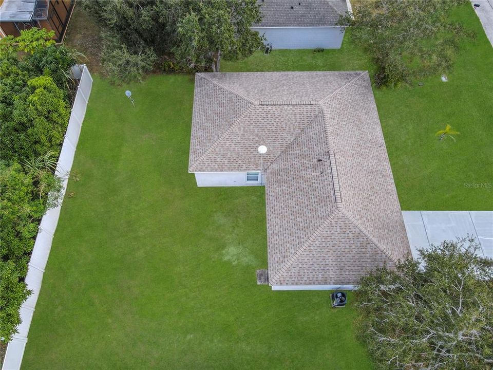 For Sale: $249,900 (4 beds, 2 baths, 1289 Square Feet)