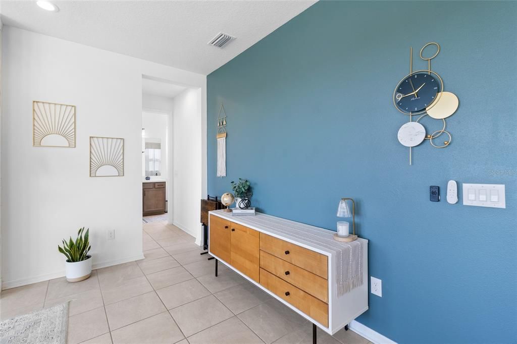 На продажу: $599,000 (4 спален, 3 ванн, 2710 Квадратных фут)