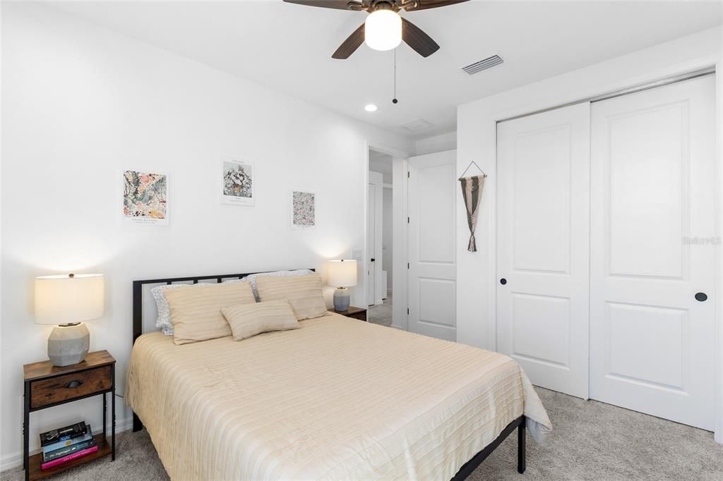 На продажу: $599,000 (4 спален, 3 ванн, 2710 Квадратных фут)