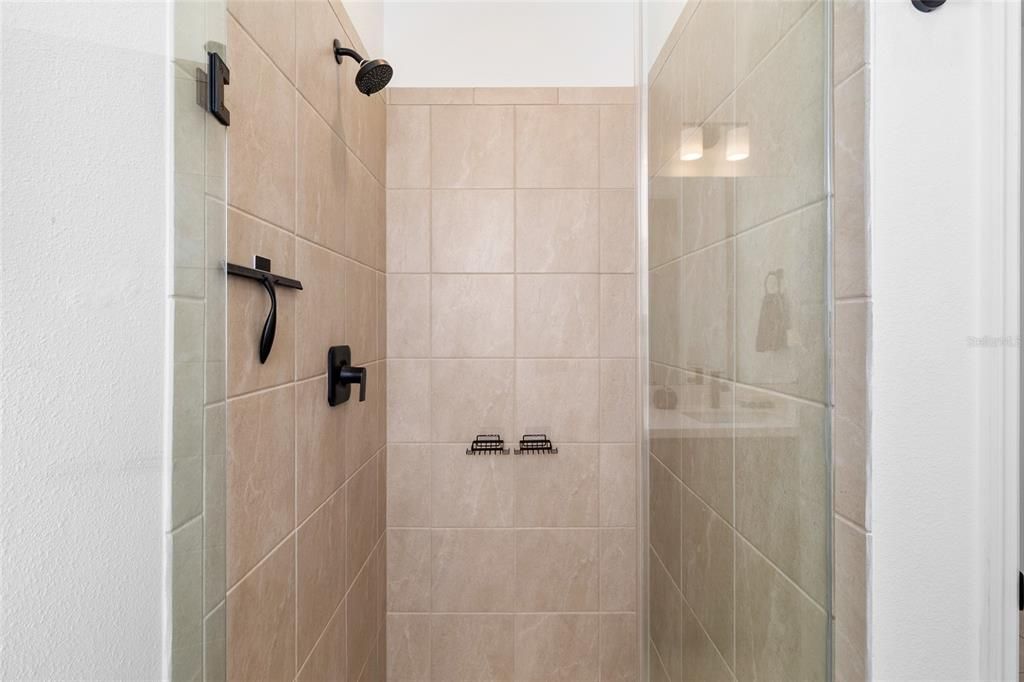 На продажу: $599,000 (4 спален, 3 ванн, 2710 Квадратных фут)