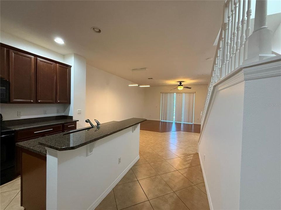 For Rent: $2,300 (3 beds, 2 baths, 1656 Square Feet)