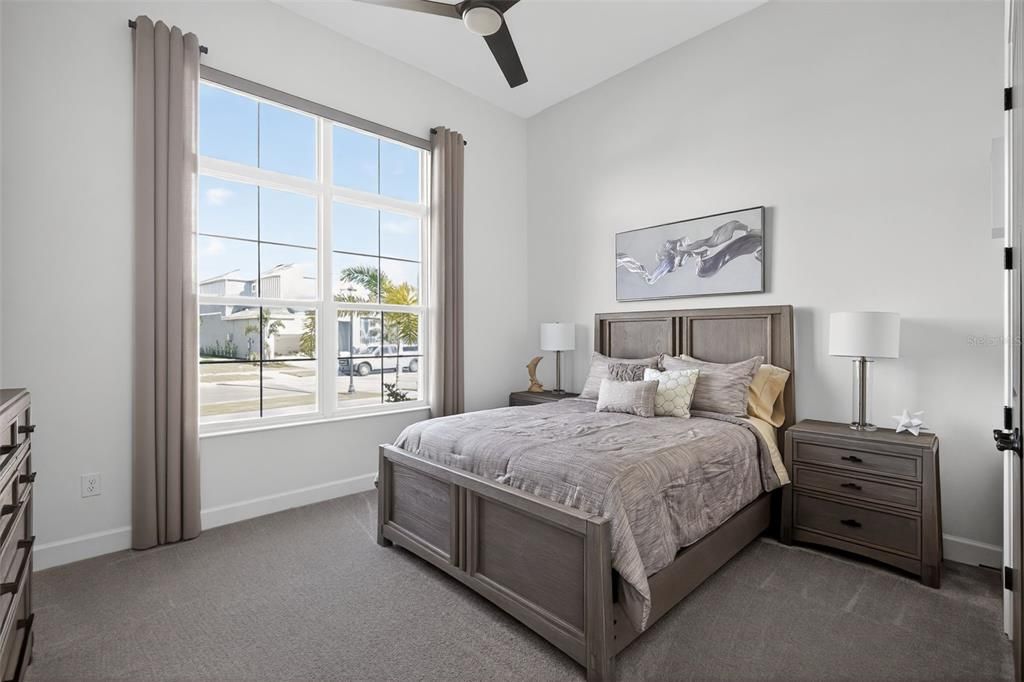 For Sale: $1,499,999 (4 beds, 3 baths, 2992 Square Feet)