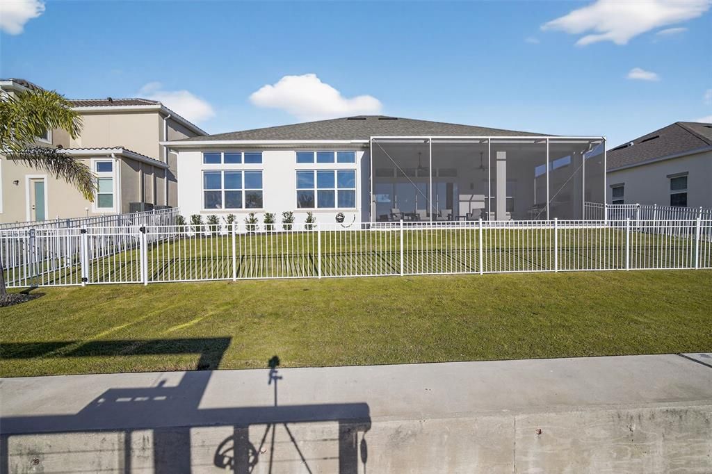 For Sale: $1,499,999 (4 beds, 3 baths, 2992 Square Feet)