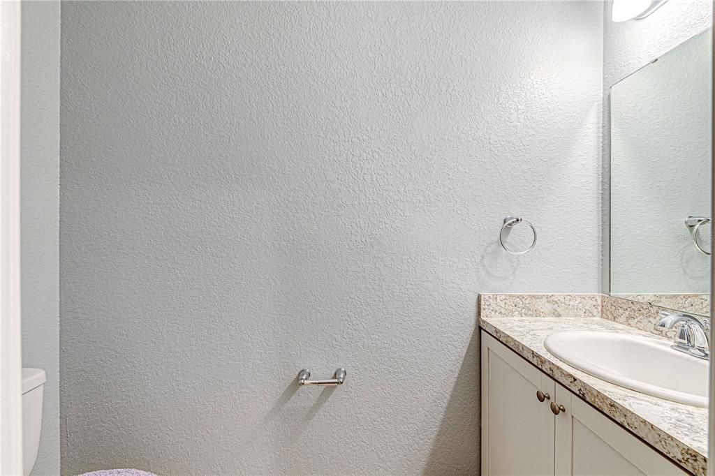 For Sale: $340,000 (3 beds, 2 baths, 1884 Square Feet)