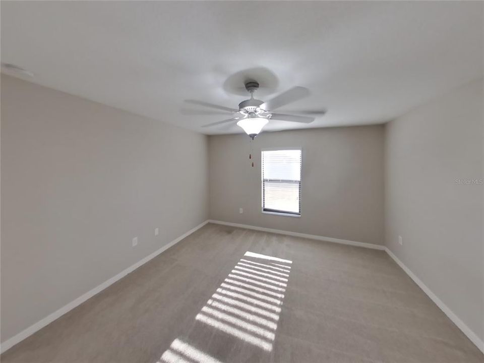 出租: $2,179 (3 贝兹, 2 浴室, 1561 平方英尺)