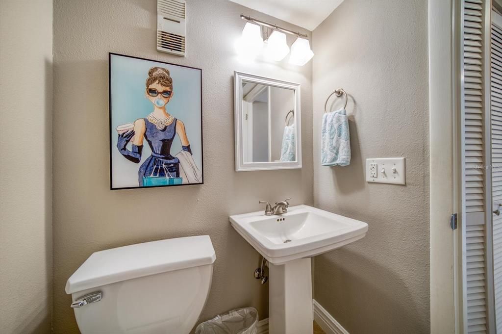 待售: $569,000 (3 贝兹, 2 浴室, 1520 平方英尺)