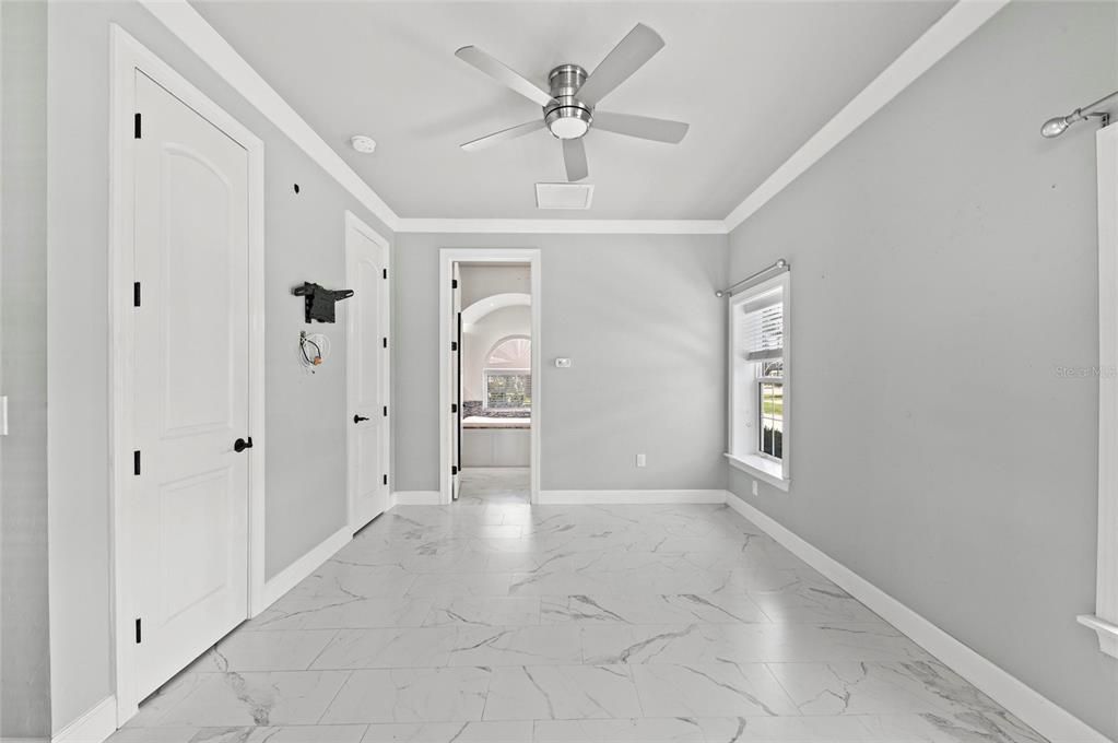 待售: $550,000 (1 贝兹, 1 浴室, 1000 平方英尺)