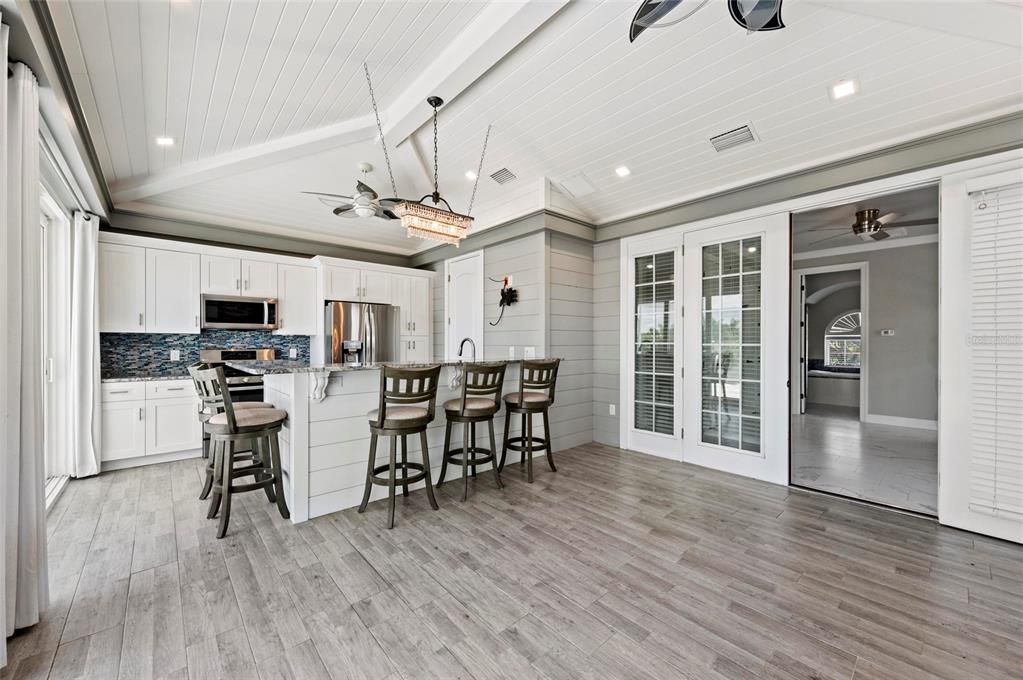 待售: $550,000 (1 贝兹, 1 浴室, 1000 平方英尺)