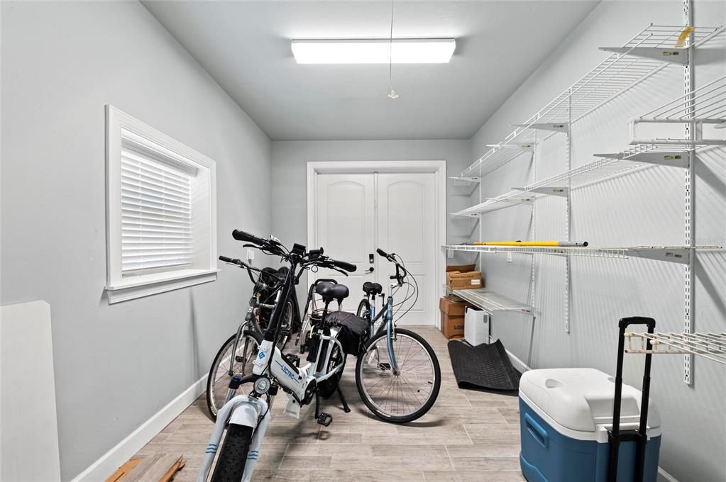 待售: $550,000 (1 贝兹, 1 浴室, 1000 平方英尺)