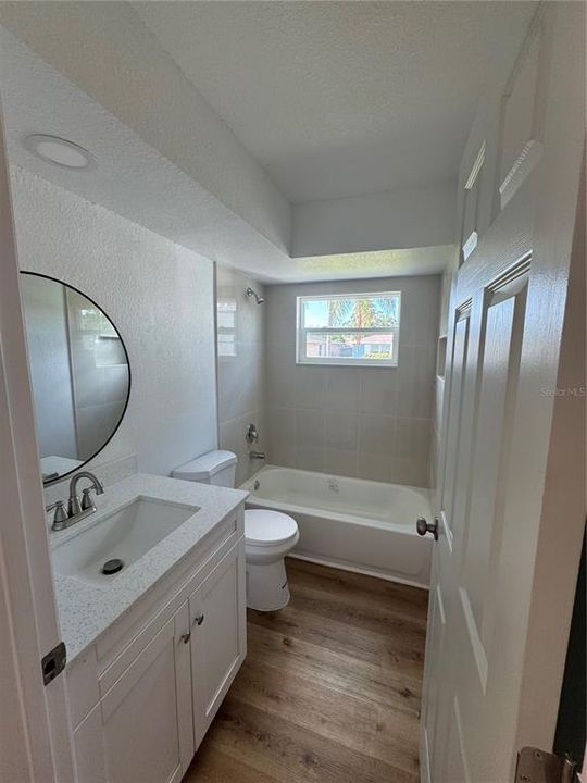 For Rent: $1,440 (2 beds, 1 baths, 950 Square Feet)