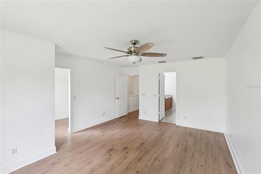 В аренду: $1,950 (3 спален, 2 ванн, 1920 Квадратных фут)