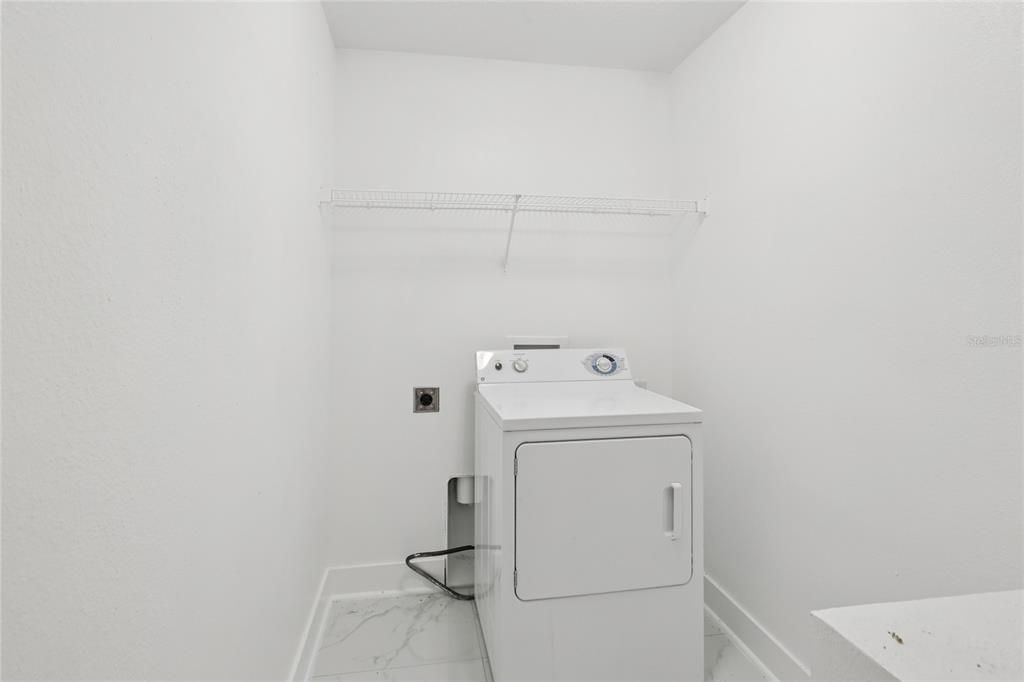 В аренду: $1,950 (3 спален, 2 ванн, 1920 Квадратных фут)