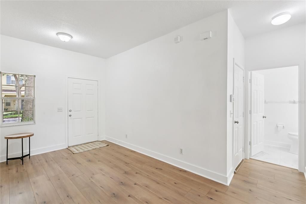 В аренду: $1,950 (3 спален, 2 ванн, 1920 Квадратных фут)