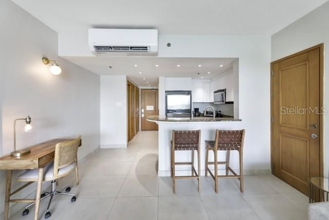 На продажу: $795,000 (2 спален, 2 ванн, 1074 Квадратных фут)