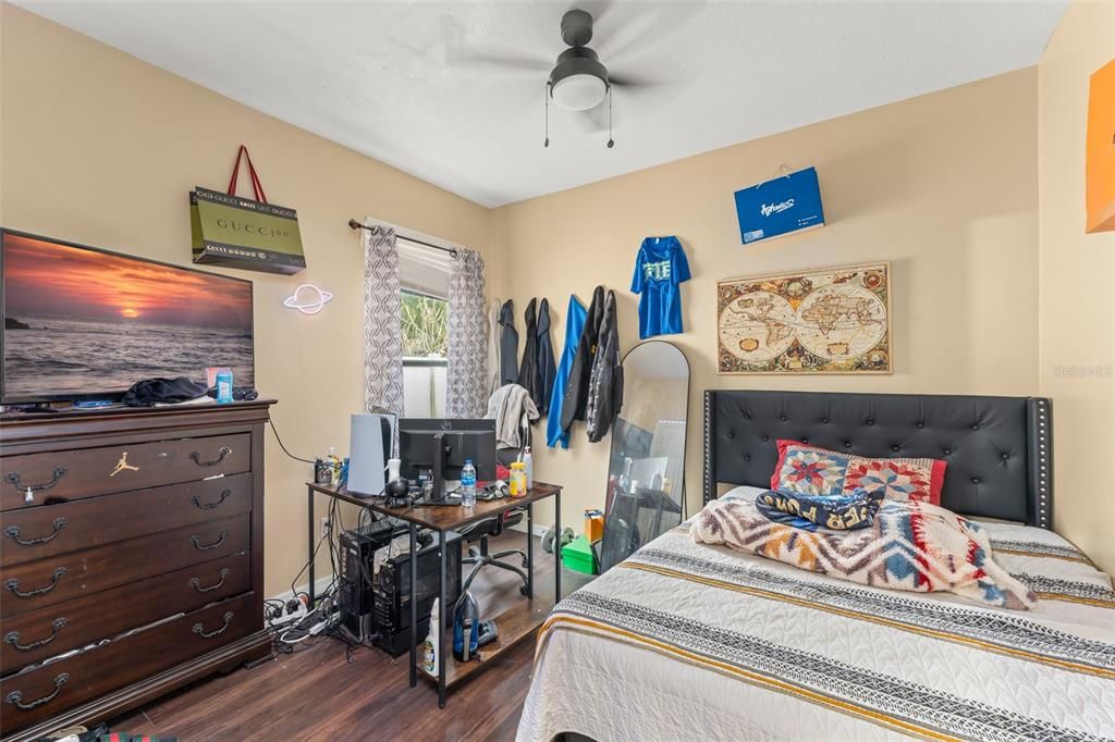 Active With Contract: $435,000 (4 beds, 2 baths, 2047 Square Feet)