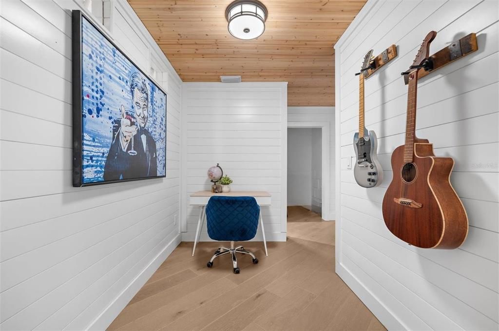 На продажу: $2,800,000 (4 спален, 3 ванн, 2749 Квадратных фут)