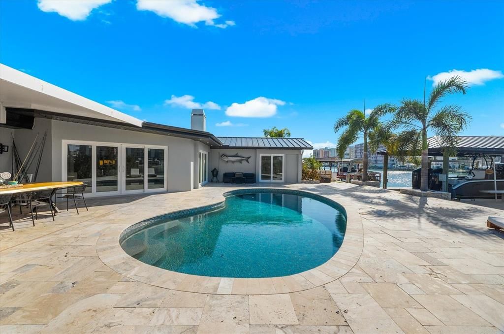 На продажу: $2,800,000 (4 спален, 3 ванн, 2749 Квадратных фут)