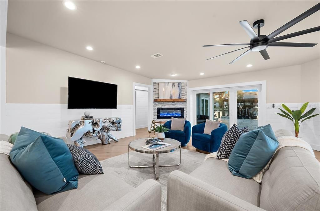 На продажу: $2,800,000 (4 спален, 3 ванн, 2749 Квадратных фут)