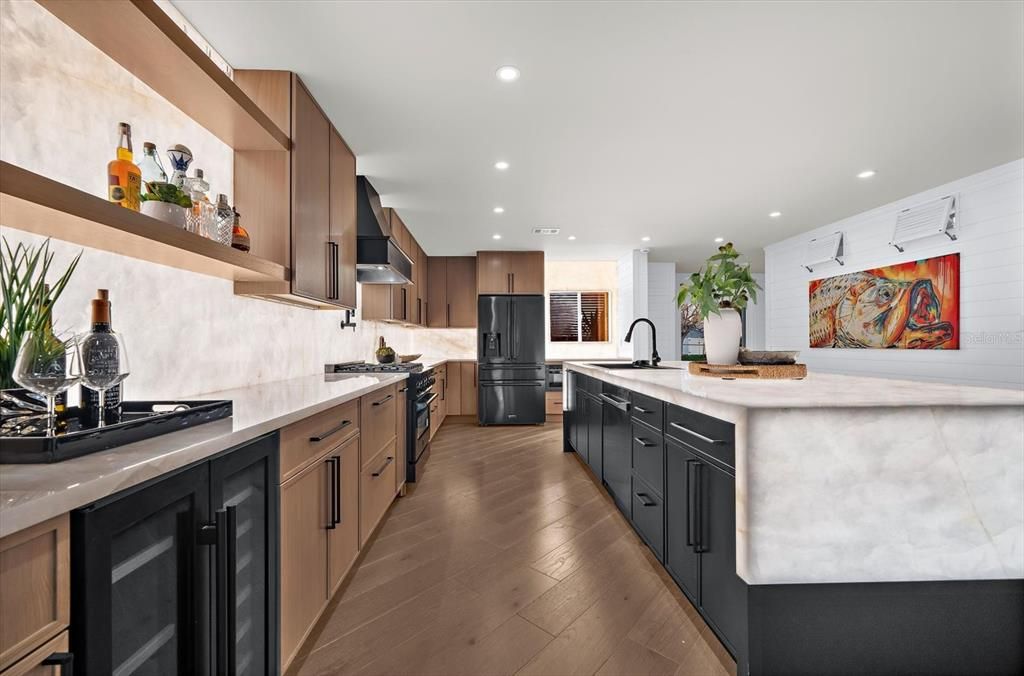 На продажу: $2,800,000 (4 спален, 3 ванн, 2749 Квадратных фут)