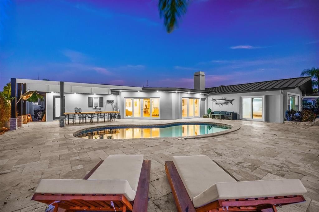 На продажу: $2,800,000 (4 спален, 3 ванн, 2749 Квадратных фут)