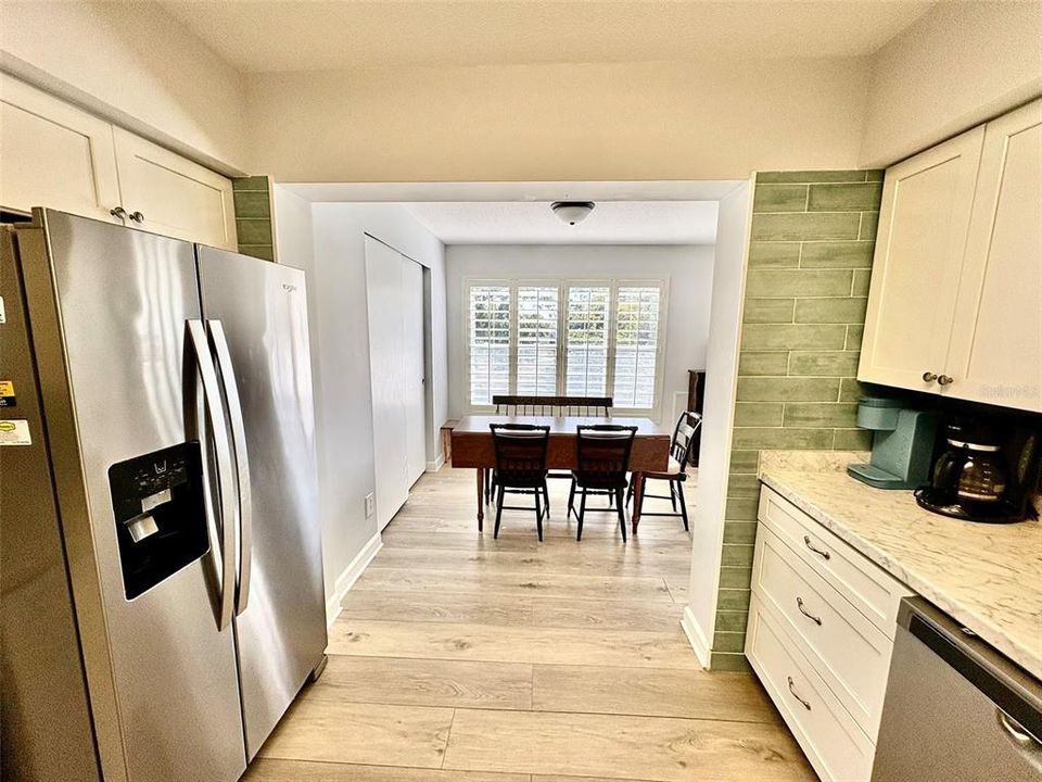 Active With Contract: $145,000 (2 beds, 2 baths, 1100 Square Feet)