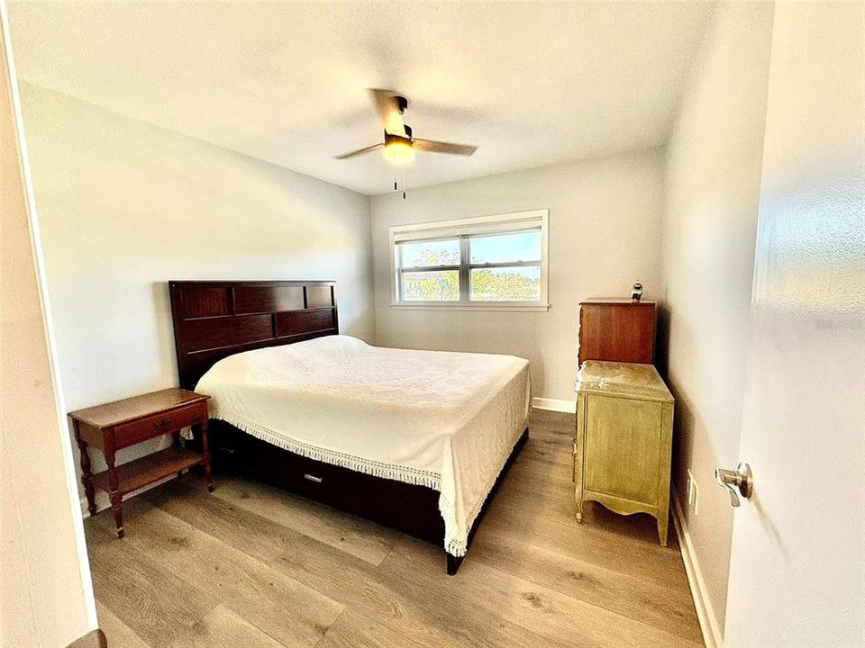 Active With Contract: $145,000 (2 beds, 2 baths, 1100 Square Feet)