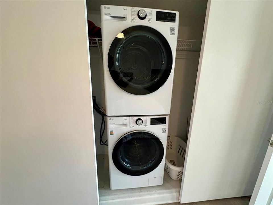 Active With Contract: $145,000 (2 beds, 2 baths, 1100 Square Feet)