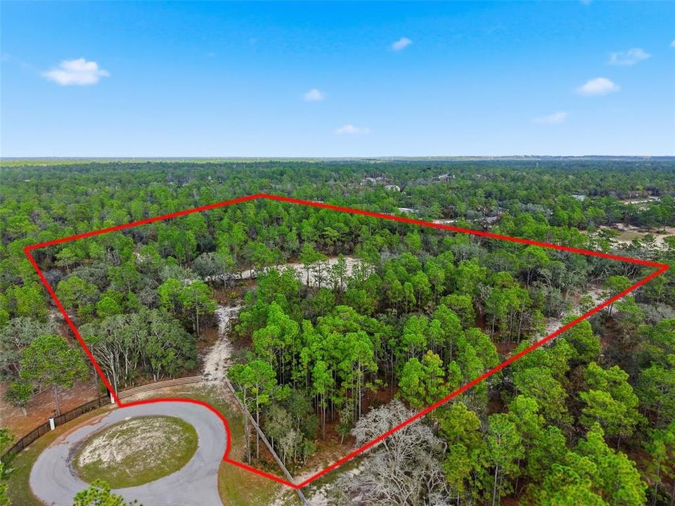 На продажу: $350,000 (10.11 acres)