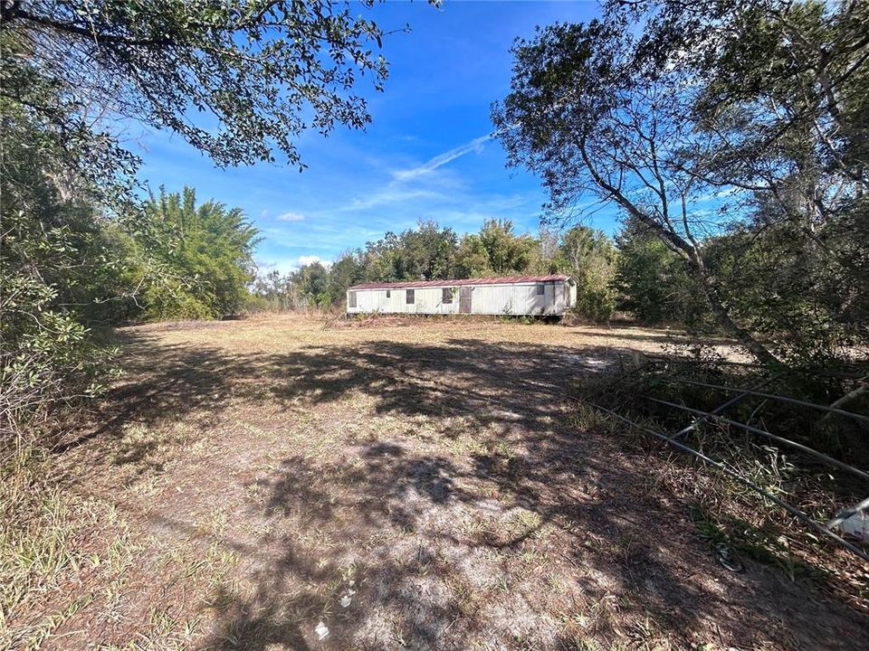 待售: $135,000 (4.03 acres)