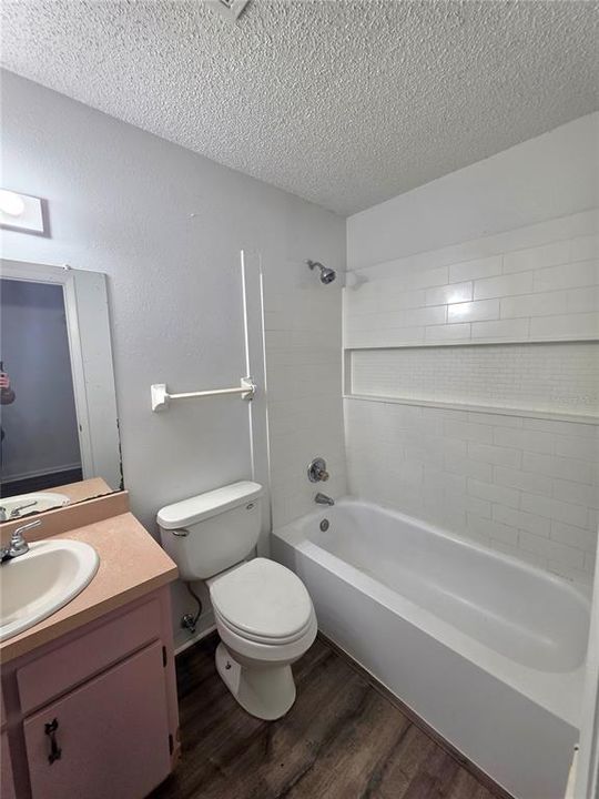 出租: $1,550 (2 贝兹, 2 浴室, 1703 平方英尺)