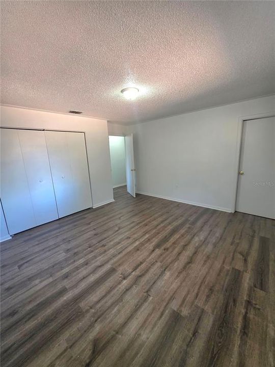 出租: $1,550 (2 贝兹, 2 浴室, 1703 平方英尺)