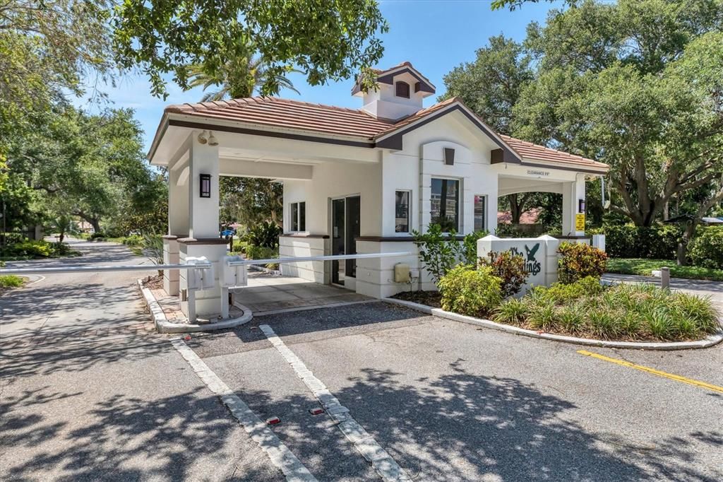 For Rent: $3,500 (2 beds, 2 baths, 2172 Square Feet)